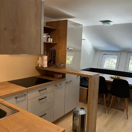 Apartma Gaber 125 - Rogla 아파트 즈코르녜즈레쎄